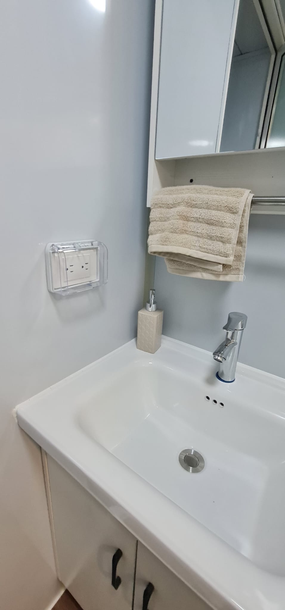 EXC01 β 1 Room with Kitchen & Bathroom β (Delivered in Baja)