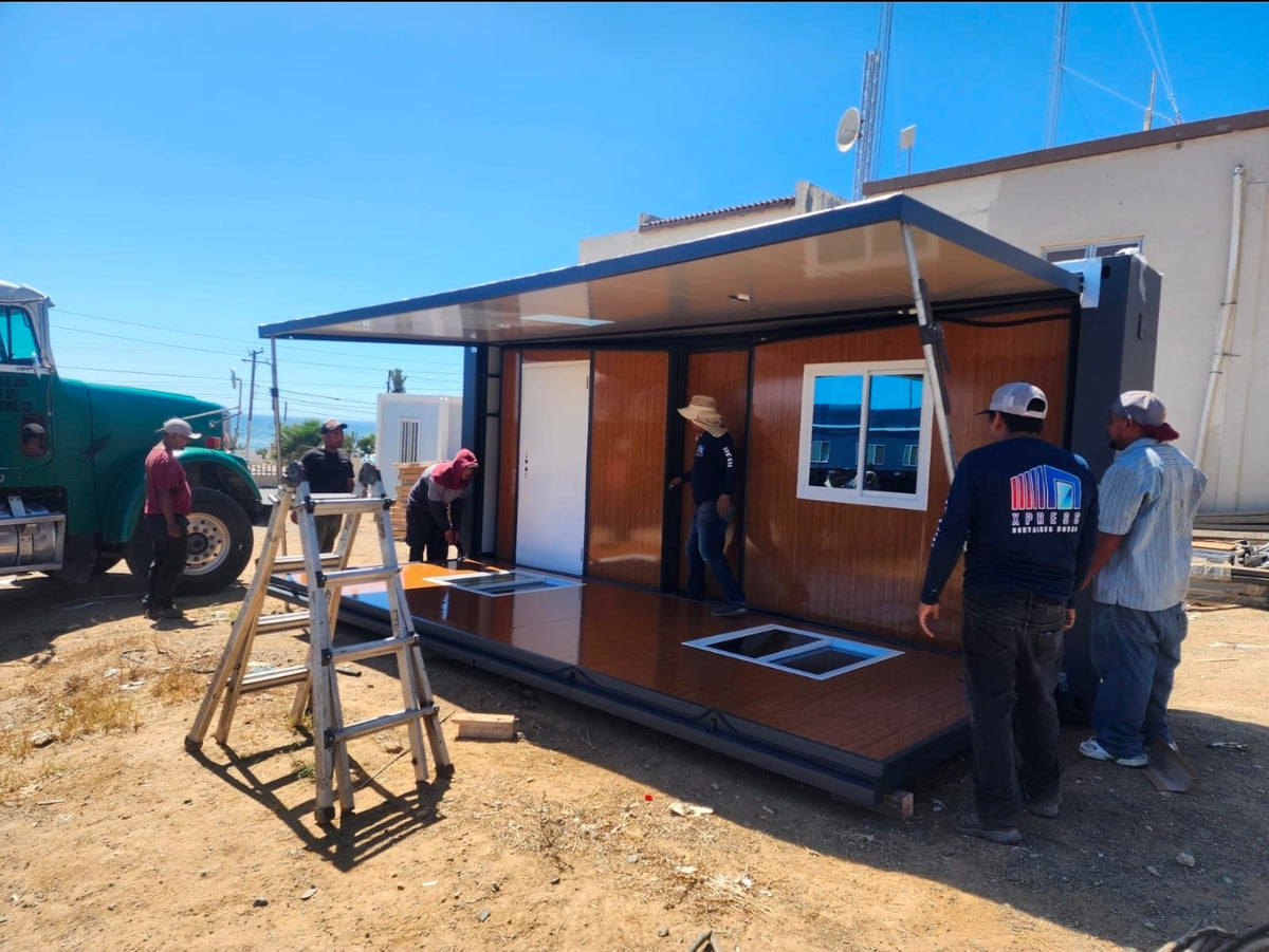 Small expandable w/ kitchen &bathroom